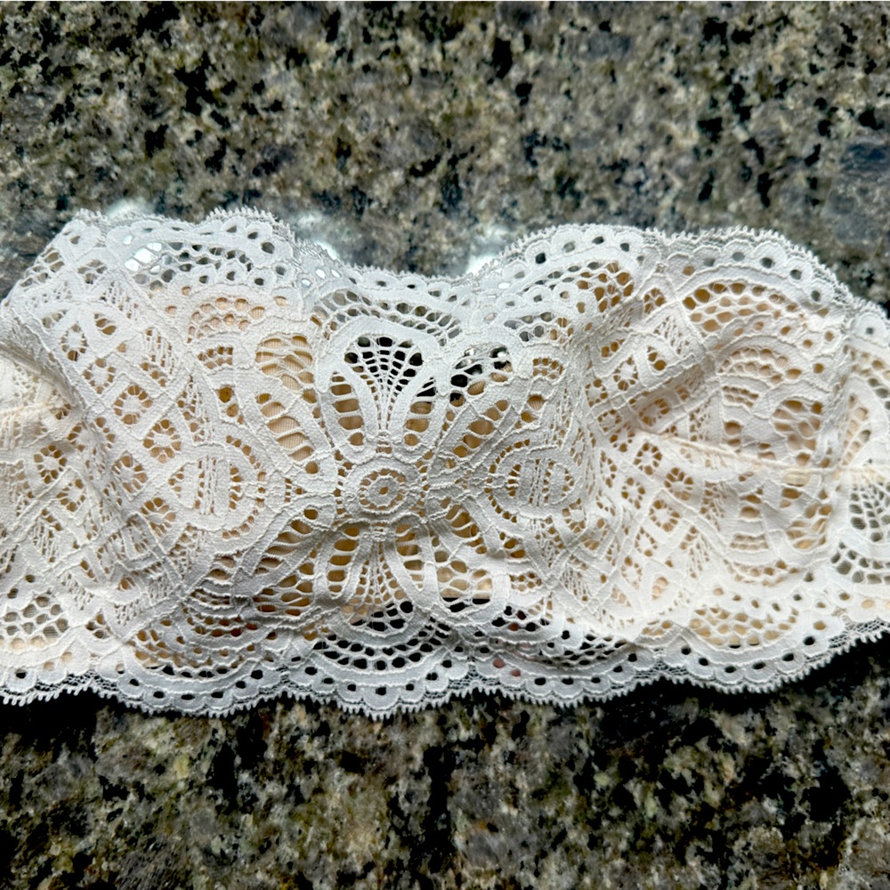 Ladies dream angles strapless bra 34b